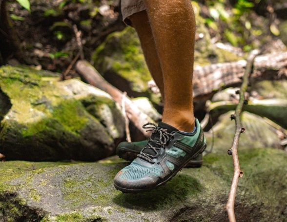 Xero Shoes Mesa Trail II Forest matkatossud jooksutossud mudatossud metsa matkarajale tekstiilist tossud sügava mustriga tald