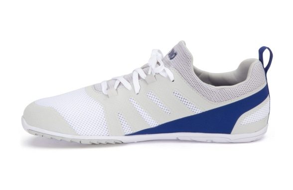 Xero Shoes Forza Runner valged siniste detailidega jooksutoss meestele paljajalujalanõud