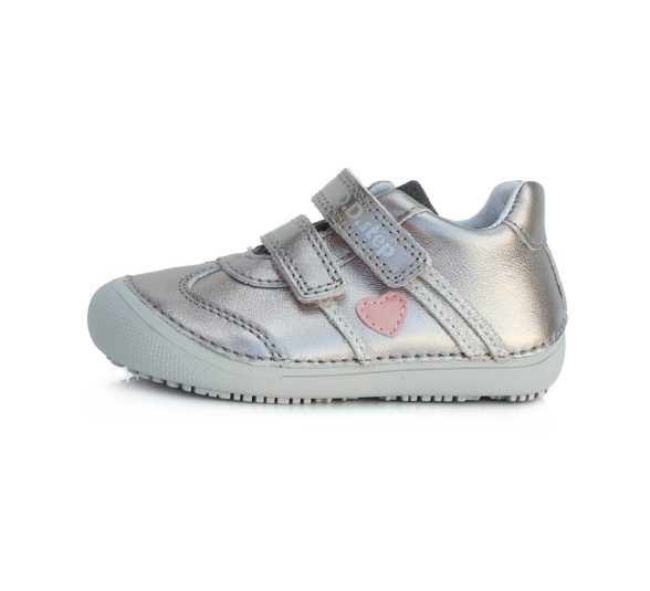 D.D Step sneakers leather velcros sparkly pink heart lightweight barefoot