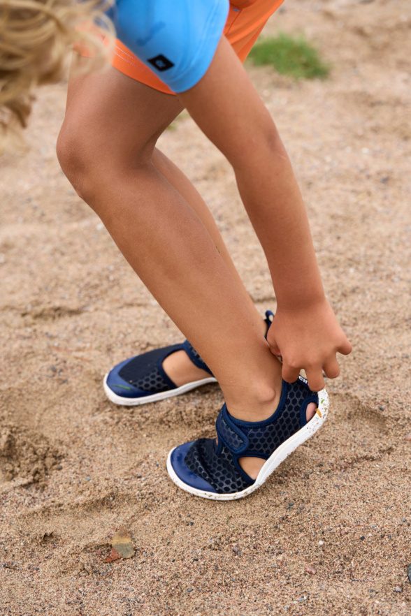 Reima Rantaan Junior Navy breathable material blue color children's and youth barefoot summer sandals