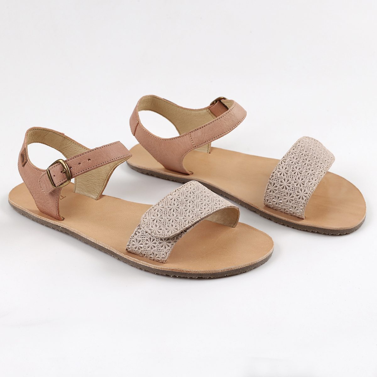 Tikki VIBE Claire sandals Mugavik Barefoot