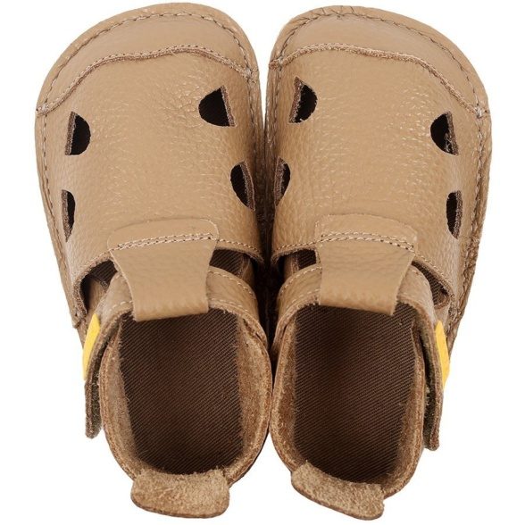Tikki Nido Cappuccino beige barefoot sandals for children made of high-quality leather.