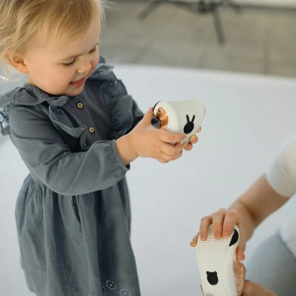 Groundies universe kids rose gold imeilusad printsessilikud barefoot jalanõud sinu lapsele