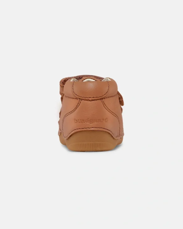 Bundgaard petit cognac on kummist tallal pruuni värvi nahast laste barefoot saapad esimesteks sammudeks