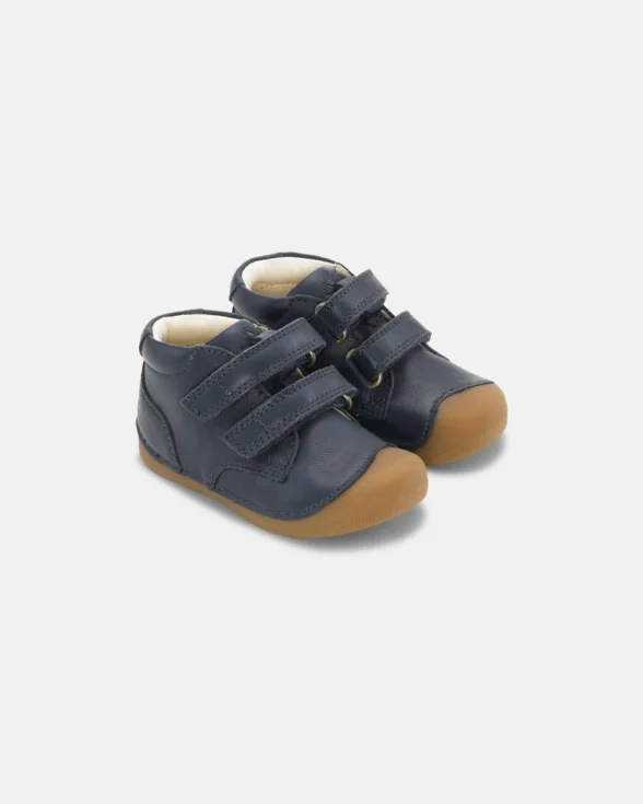 Bundgaard petit navy on kummist tallal tumesinised laste barefoot saapad esimesteks sammudeks