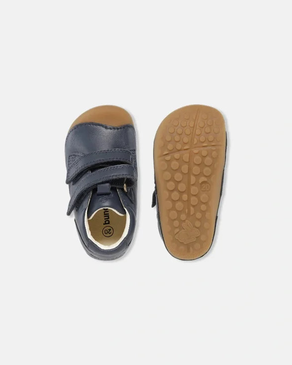 Bundgaard petit navy on kummist tallal tumesinised laste barefoot saapad esimesteks sammudeks