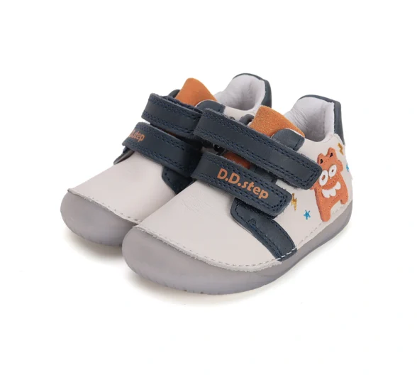 D.D.Step white monster imearmsad valget värvi laste barefoot tossud lõbusa kolli motiiviga