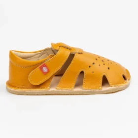 lang.s aranya ocre sinepikollast värvi unisex barefoot lastesandaalid mis on valmistatud kvaliteetsest nahast