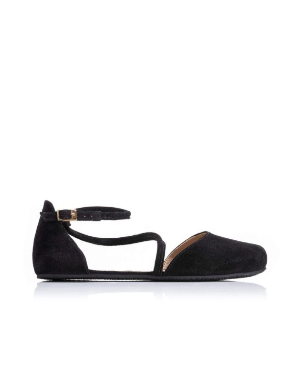 Shapen Orchid Black are beautiful barefoot shoes made from suede.