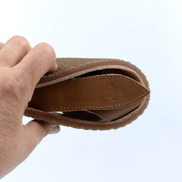 Lang.S SOUL Cinnamon kvaliteetsest nahast pruuni värvi nasite barefoot sandaalid