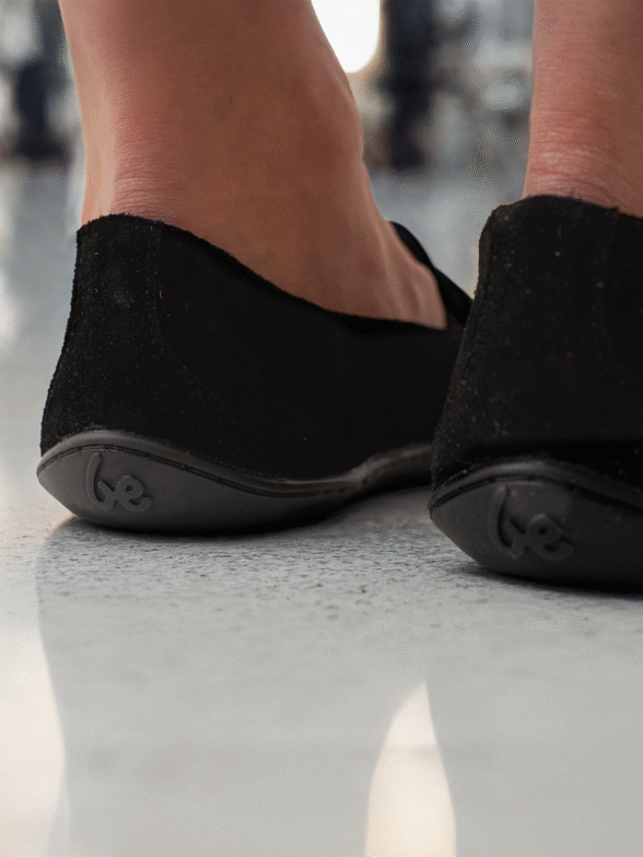 be lenka bianca all black veluurnahast mokasiinid naistele effektse lisapaelaga üleni musta värvi barefoot jalanõud