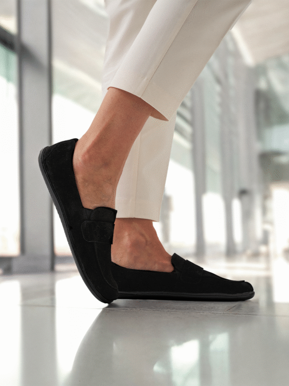 be lenka bianca all black veluurnahast mokasiinid naistele effektse lisapaelaga üleni musta värvi barefoot jalanõud