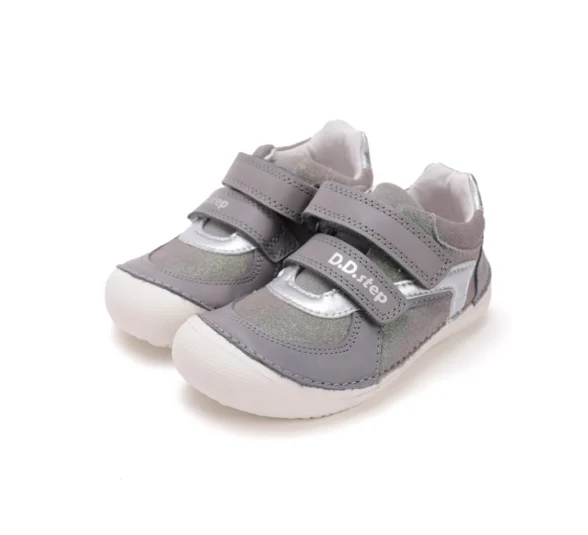 d.d.stepp grey boomerang hallid sädelevad barefoot tossud lastele ja noortele